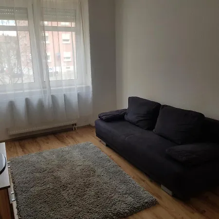 Apartament Stadtwohnung In Citynahe Pirmasens